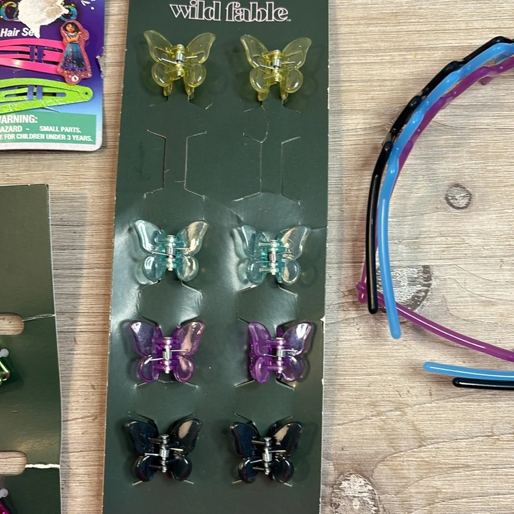 NWT Bundle of Hair Accessories